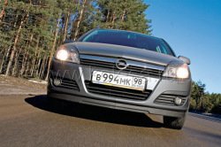 Opel Astra: Заместитель седана