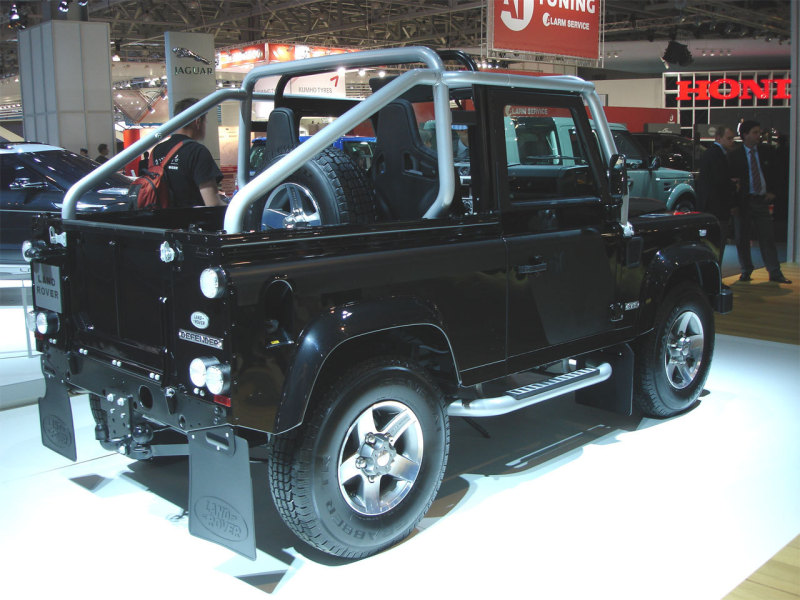 Land Rover Defender SVX