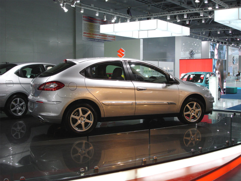 Chery M12