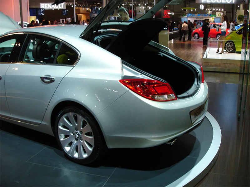 Opel Insignia-хэтчбек