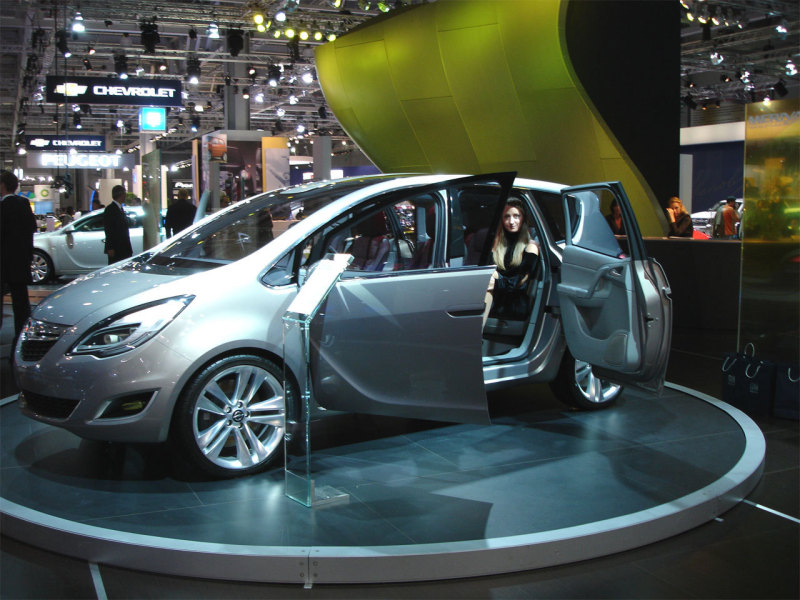 Концепт миниэна Opel