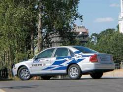 Volvo S80 2.4 AT: Оберег