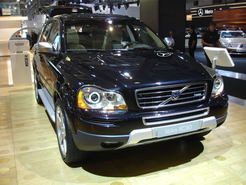 Volvo XC90 R-design