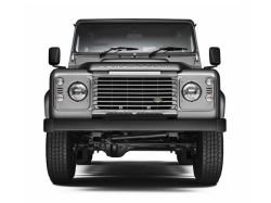 Land Rover Defender: универсальный солдат обновился