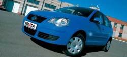 Volkswagen Polo’ 05: Пони девочек катает...