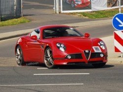 Alfa Romeo 8C GTA проходит тесты
