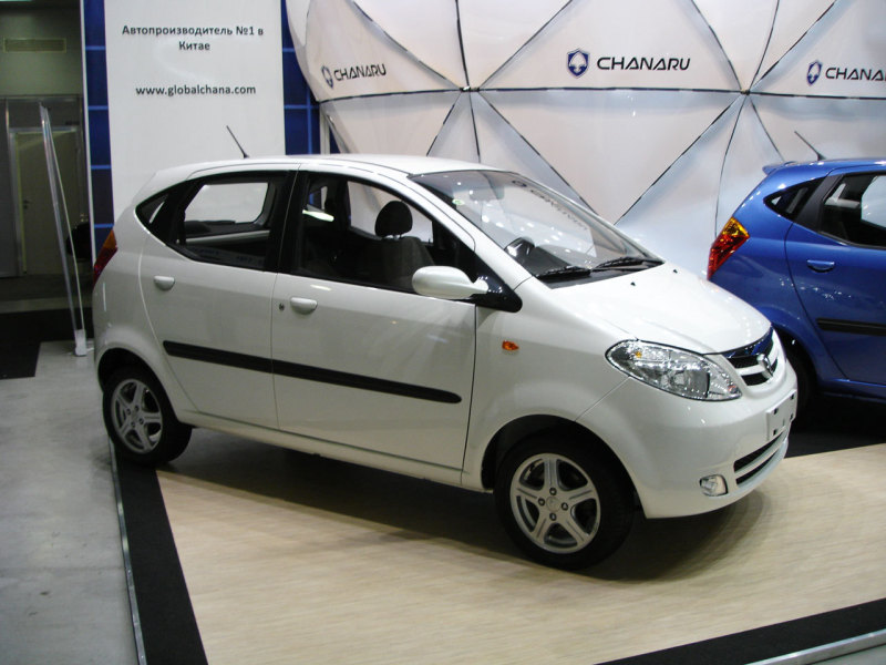 Китайские компакты Chana Benni начнут продавать в России с октября
