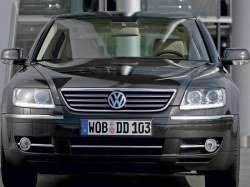 Volkswagen Phaeton на Парижском автосалоне 2008 