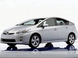 Новая Toyota Prius будет представлена совсем скоро