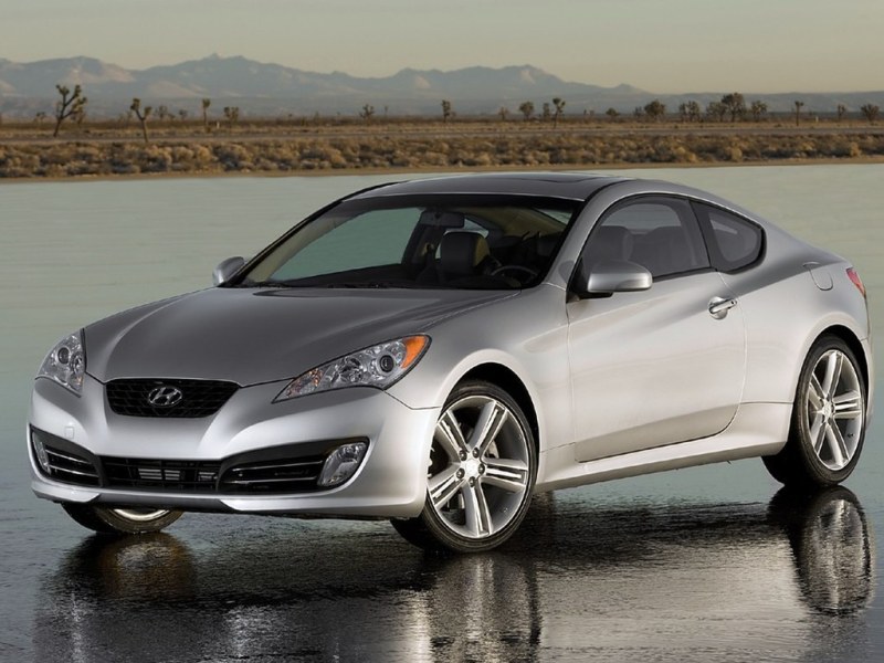 Hyundai Genesis Coupe поступает в продажу
