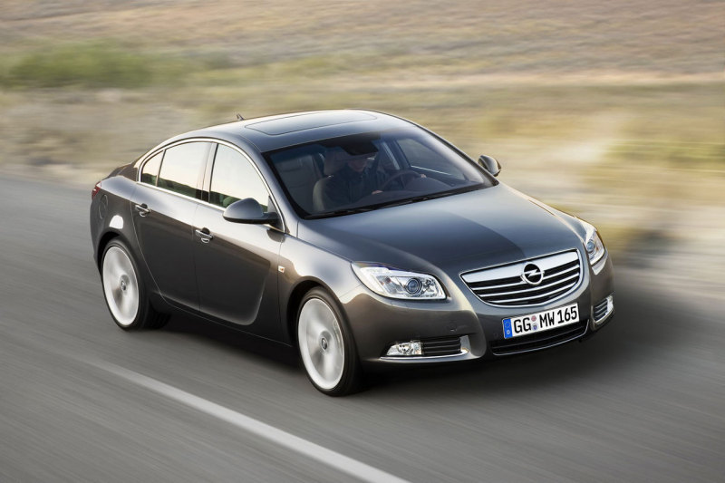 Седан Opel Insignia