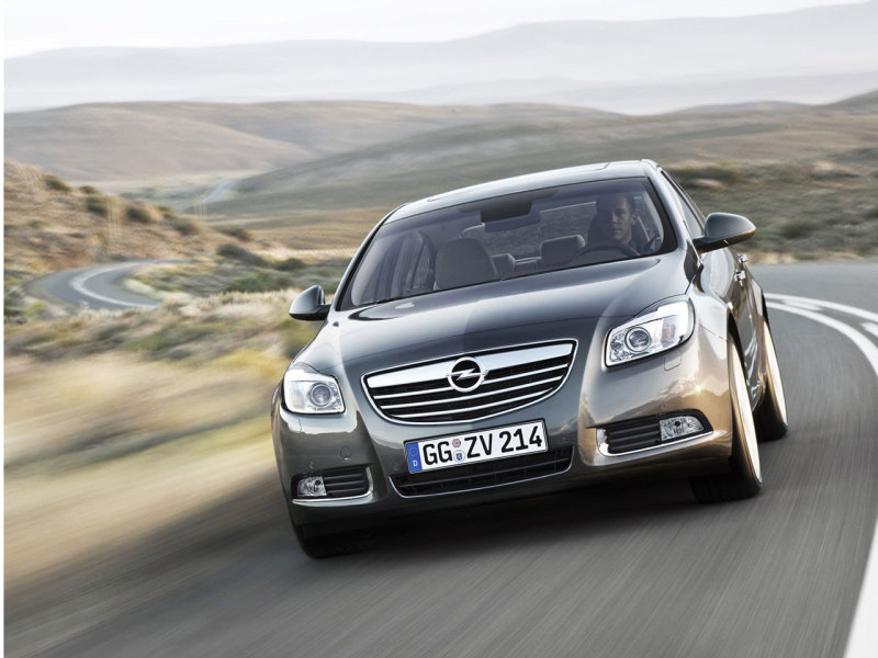 Седан Opel Insignia
