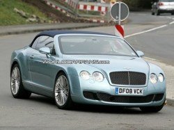 Кабриолет Bentley Continental GTC Speed проходит испытания