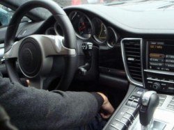 Porsche Panamera - первое фото интерьера