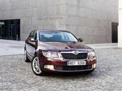 Skoda Superb New 4x4 - российские цены известны