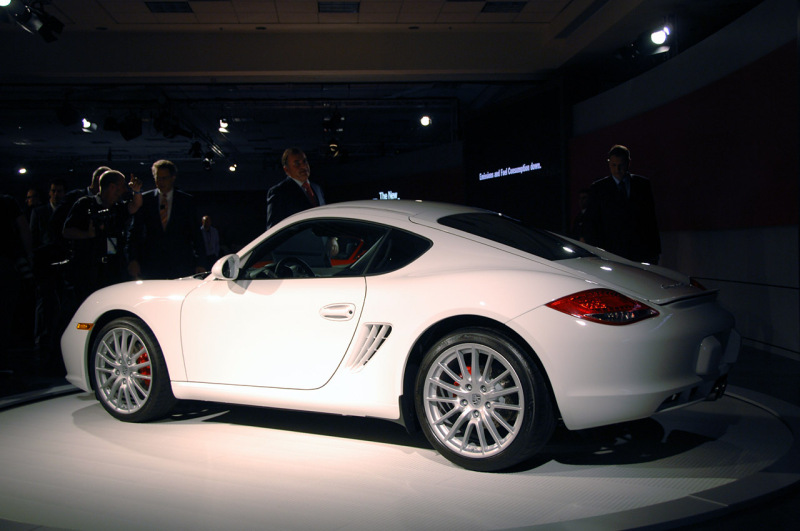 Porsche Cayman 