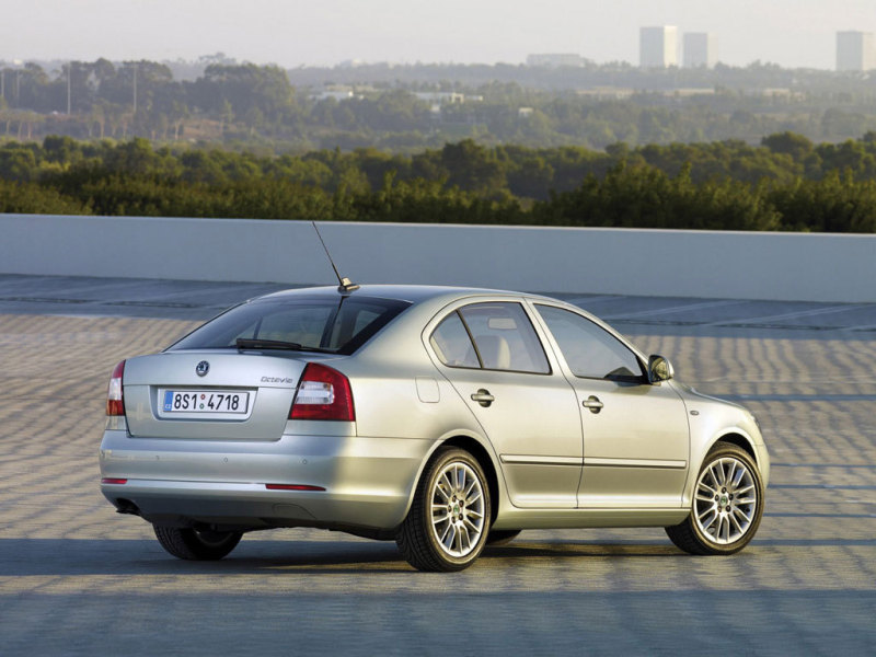Хэтчбек Skoda Octavia 2009