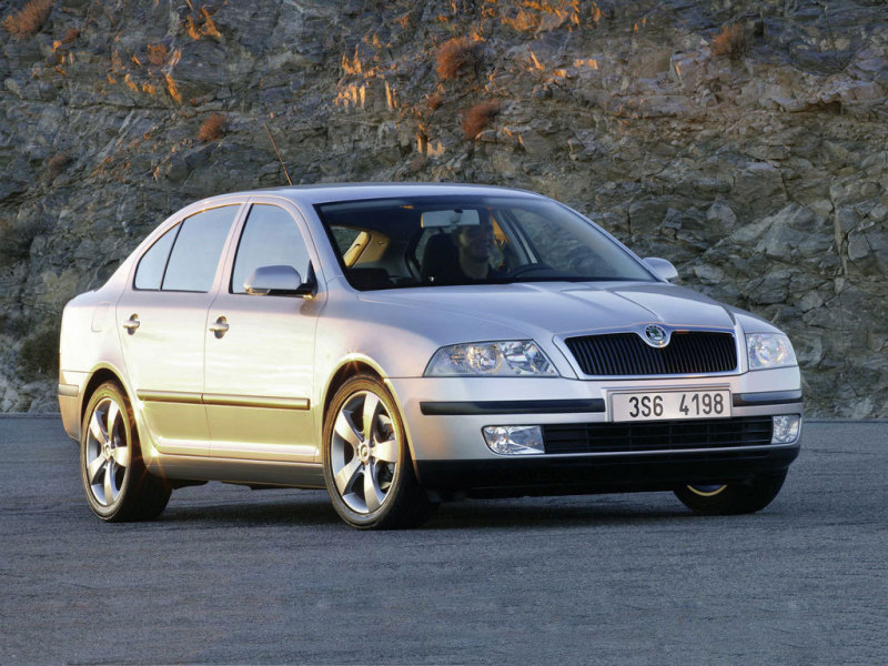 Хэтчбек Skoda Octavia 2004