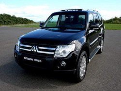 Mitsubishi изменяет цены на свои авто в России 