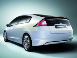 Honda Insight будет оснащаться системой ассистирования вождению