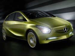 Mercedes-Benz Concept BlueZero готовится к премьере