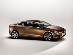 Компания Volvo разработала систему безопасности, защищающую пешеходов