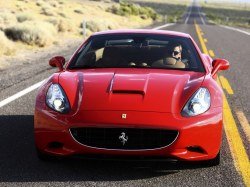 Ferrari California - в России от 8.8 млн. рублей