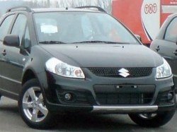 Обновлённый кроссовер Suzuki SX4 проходит испытания