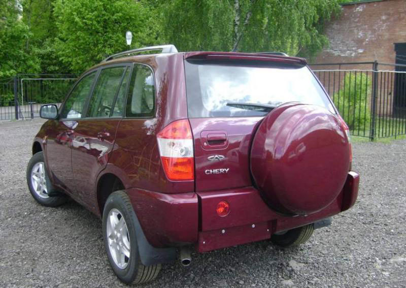 Задняя часть  кузова Chery Tiggo без изменений