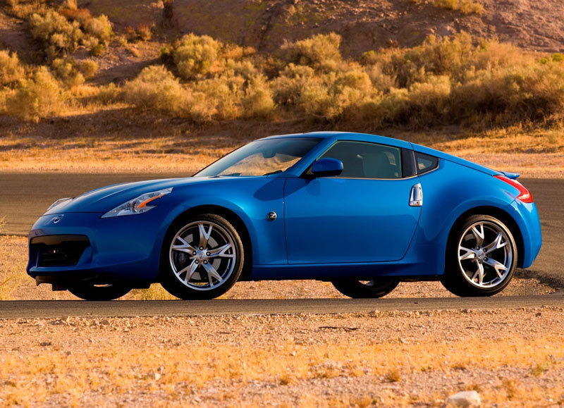 Купе Nissan 370Z