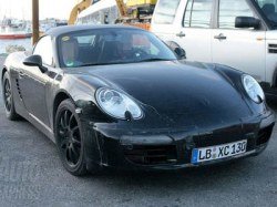 Новое поколение Porsche Boxster проходит испытания