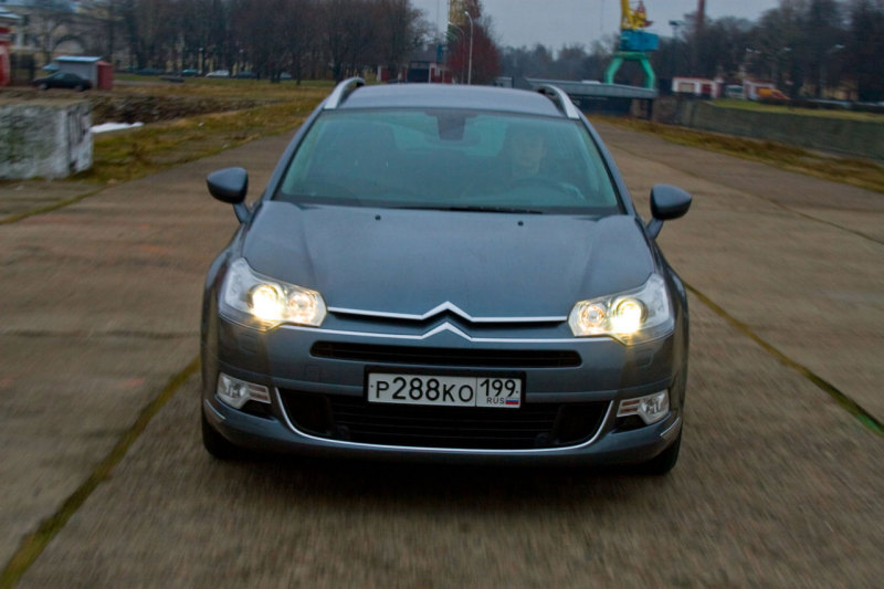 Citroёn С5 и Mazda6: Универсальное решение
