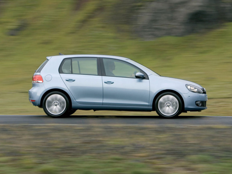Volkswagen Golf VI 