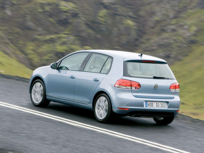 Volkswagen Golf VI 