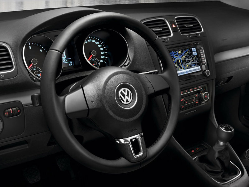Volkswagen Golf VI 