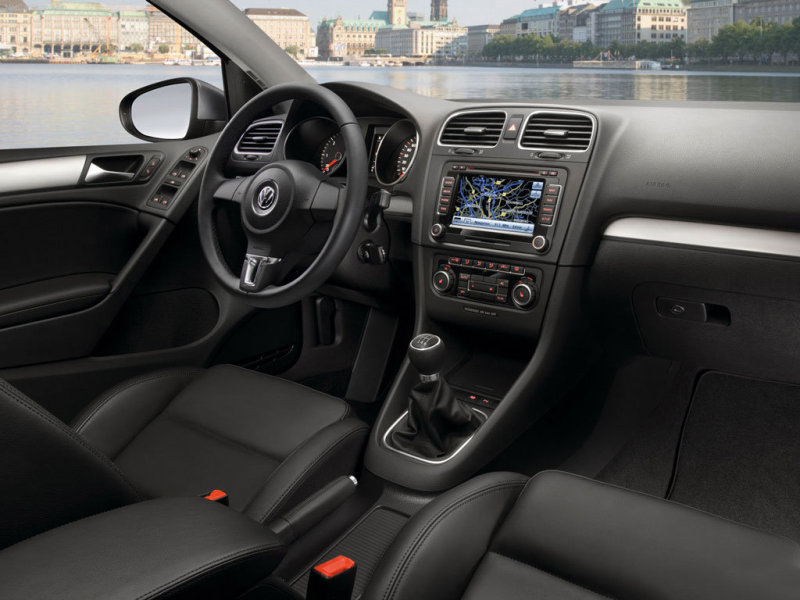 Volkswagen Golf VI 