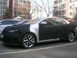 Купе Kia Forte (Cerato) выехало на тесты
