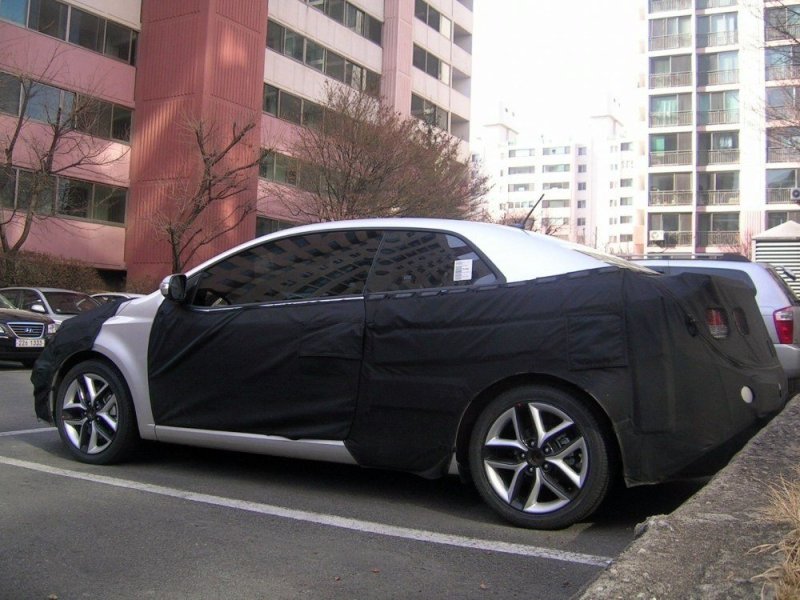 Купе Kia Forte Cerato)