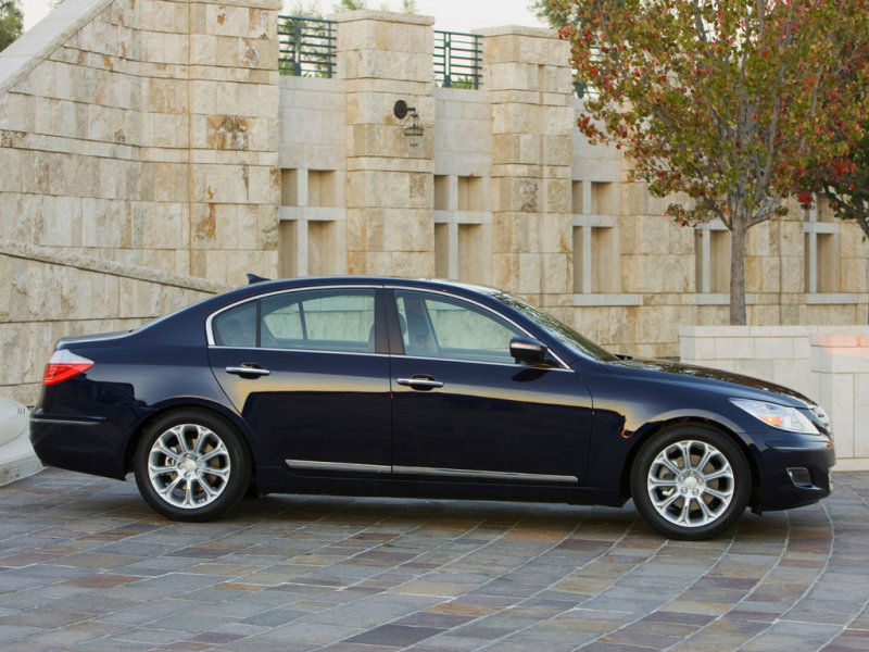 Hyundai Genesis
