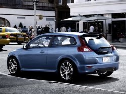 Volvo опять повышает российские цены на авто