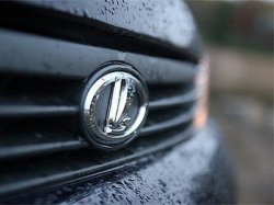 Автомобили Lada в апреле получат два новых цвета