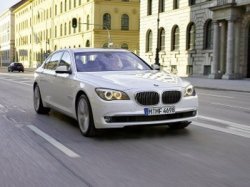 Седаны BMW 760i и BMW 760Li готовы к премьере