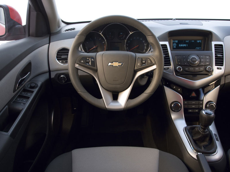 Салон Chevrolet Cruze (европейская версия)