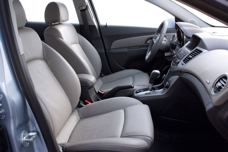 Салон Chevrolet Cruze (европейская версия)