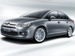 Седан Citroen C4 обновился