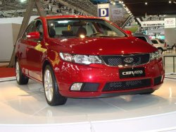 Новый Kia Cerato 2009 — стиляга из Кореи с хорошими манерами