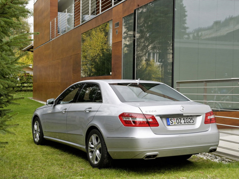 Mercedes E-Class Avantgarde W212