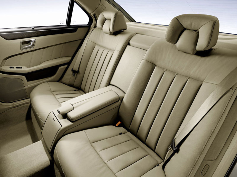 Mercedes E-Class Elegance W212