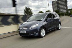 Минивэн Honda FR-V снимут с производства