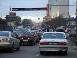 Глава Госавтоинспекции РФ требует запретить автомобилям въезжать в города